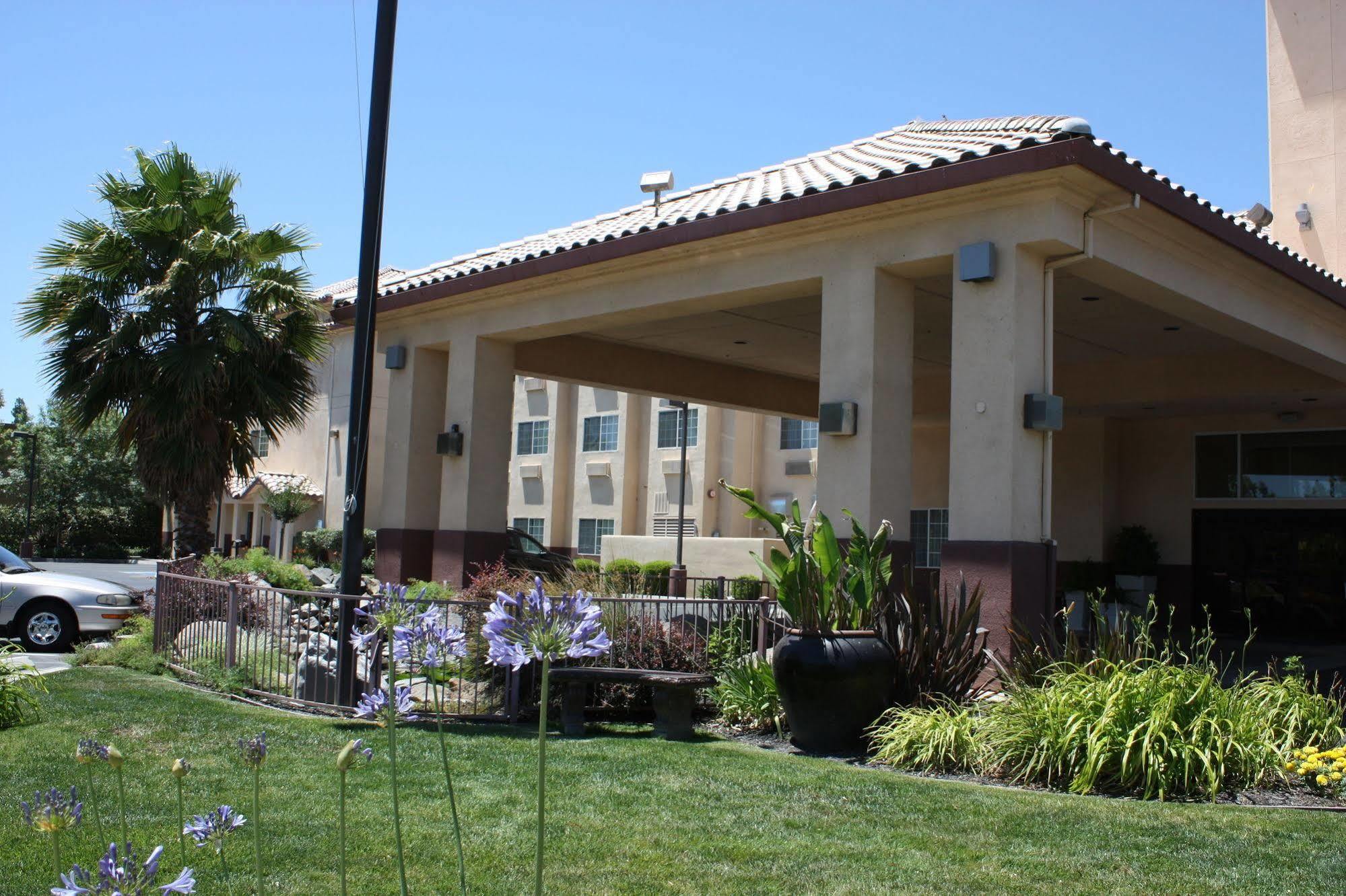 Holiday Inn Express Madera By Ihg Εξωτερικό φωτογραφία